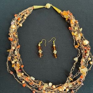 Gorgeous Copper Wire Necklace with Stones and Pearls with matching Earrings